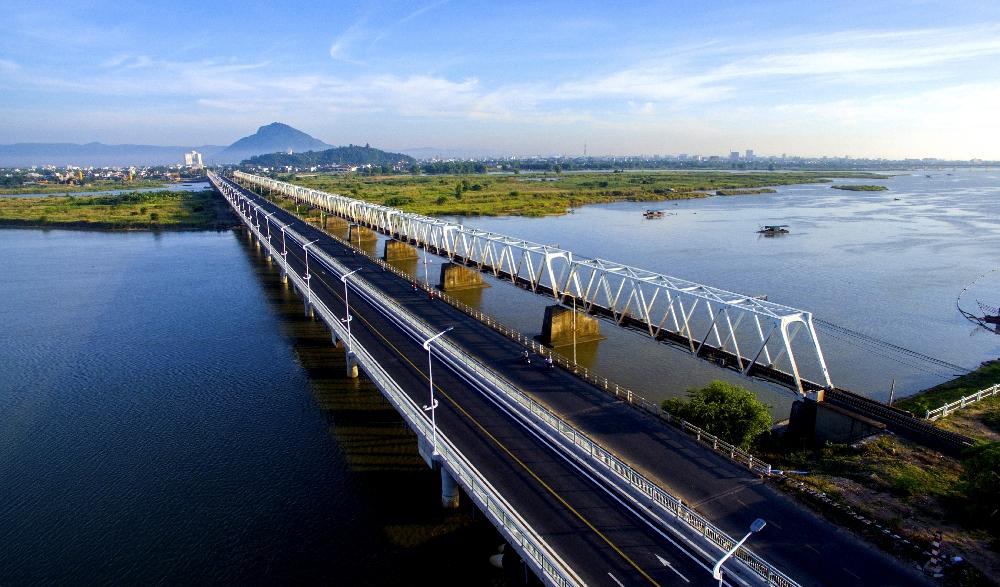 Bản đồ các tuyến cao tốc tại miền Nam Việt Nam, thể hiện sự kết nối chiến lược giữa các trung tâm kinh tế và vùng lân cận.